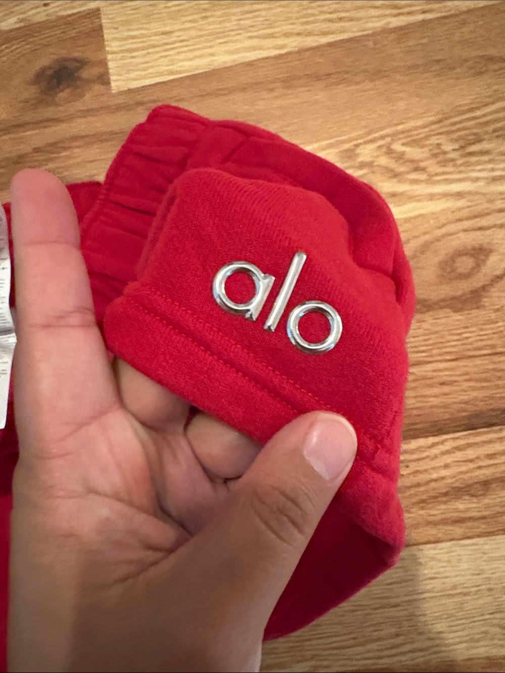 Alo Yoga Accolade Shorts Small - Picture 3 of 8